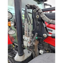 Massey Ferguson 5712SL Dyna4