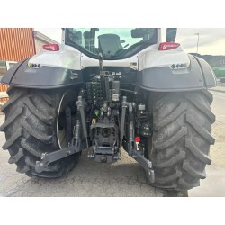 Valtra T214D
