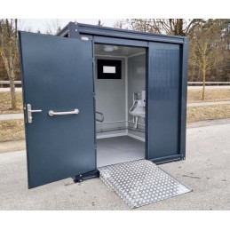 Contenedor sanitario accesible para personas con discapacidad, con rampa y agua caliente – RAL 7016