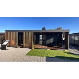 Bonito módulo Surf Box de 30m²