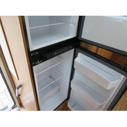 Carado T449 Queensbett Solar Markise+Vorzelt Automatik