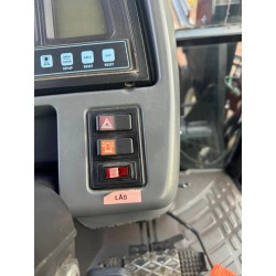 New Holland TS100 avec Trima 4.1P. Prise de force avant/hydraulique.