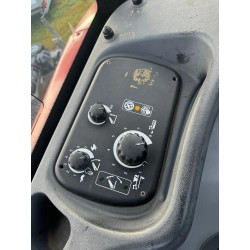 New Holland TS100 avec Trima 4.1P. Prise de force avant/hydraulique.