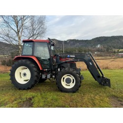 New Holland TS100 avec Trima 4.1P. Prise de force avant/hydraulique.