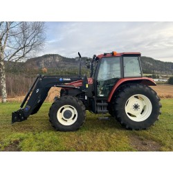 New Holland TS100 avec Trima 4.1P. Prise de force avant/hydraulique.