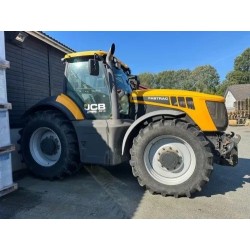JCB FASTRAC 8310