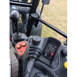 New Holland TM165