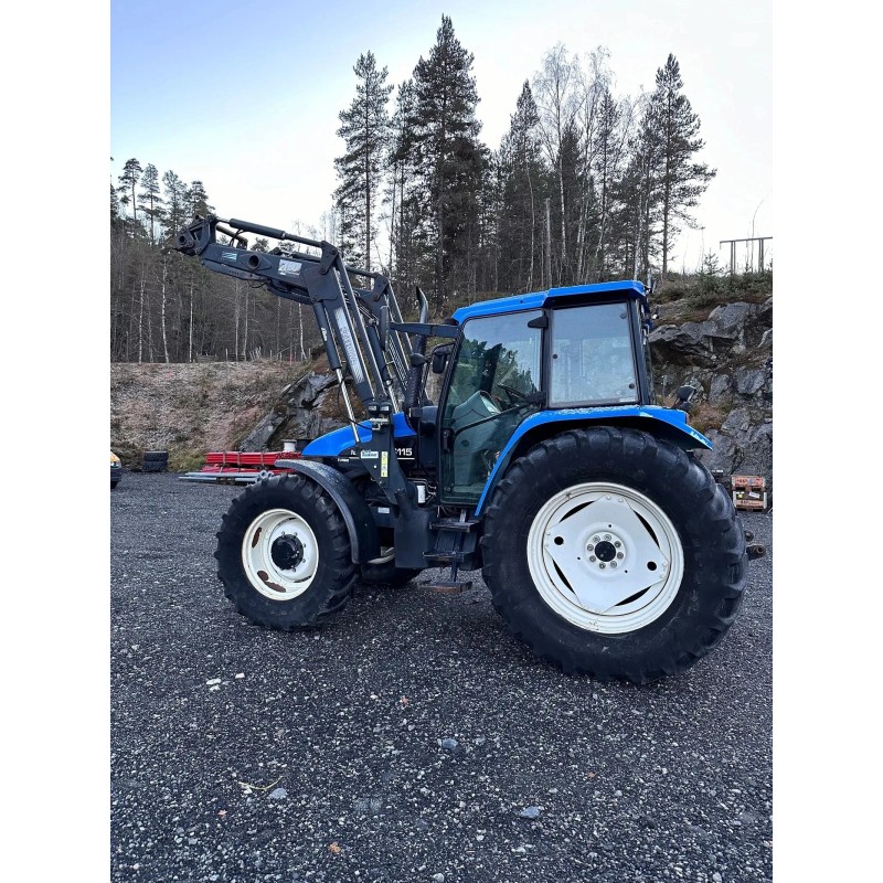 New Holland TS115 TURBO New Holland TS115 TURBO